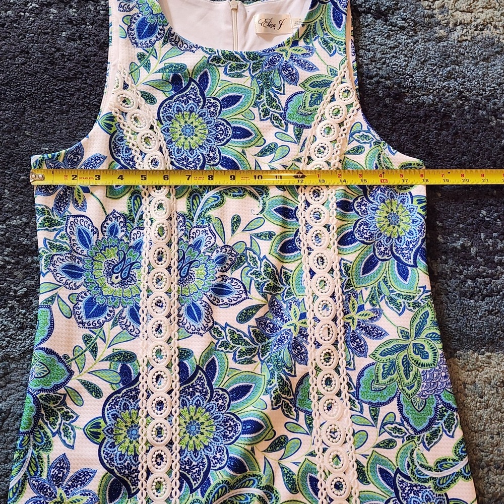 Eliza J Knee Length Sleeveless Embroidered White Green Blue Floral Dress Size 10 - Picture 7 of 13